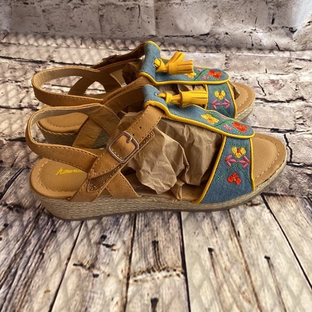 Brand new girls tassel embroidered wedge sandals